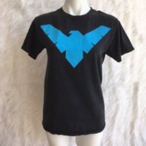 Night wing batman T-shirt size S